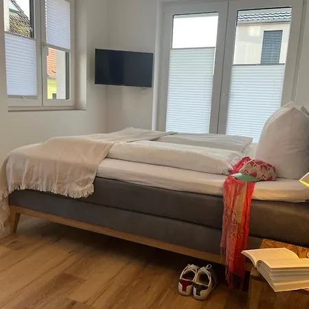 Appartement Exklusive 5 Sterne Seeresidenz, Sauna, See, Hund *