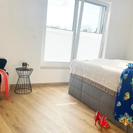 Exklusive 5 Sterne Seeresidenz, Sauna, See, Hund