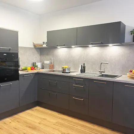 Appartamento Exklusive 5 Sterne Seeresidenz, Sauna, See, Hund