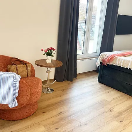 Exklusive 5 Sterne Seeresidenz, Sauna, See, Hund * Krakow am See