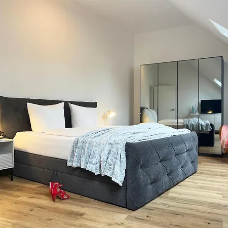 Appartamento Exklusive 5 Sterne Seeresidenz, Sauna, See, Hund *