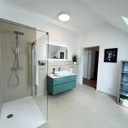 Appartamento Exklusive 5 Sterne Seeresidenz, Sauna, See, Hund *