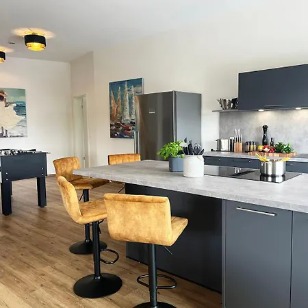 Appartement Exklusive 5 Sterne Seeresidenz, Sauna, See, Hund Krakow am See