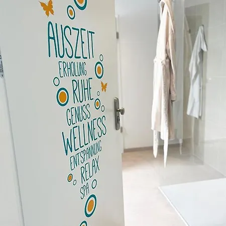 Exklusive 5 Sterne Seeresidenz, Sauna, See, Hund Appartamento Krakow am See